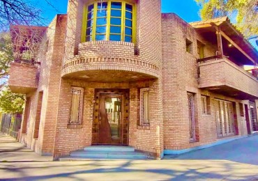 GREENWOOD VENDE DEPARTAMENTO AMPLIO IDEAL AIRBNB CON LOCAL COMERCIAL EN EXCELENTE UBICACIÓN DE LA CIUDAD DE MENDOZA