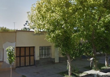 GREENWOOD VENDE LOTE EXCELENTE UBICACION CON CASA A DEMOLER.