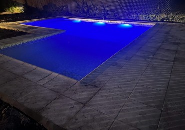 GREENWOOD VENDE LOTE CON ESPECTACULAR PISCINA EN MAIPU.