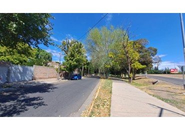 GREENWOOD VENDE TERRENO SOBRE ACCESO ESTE GUAYMALLEN.