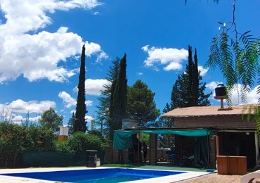 GREENWOOD INMOBILIARIA VENDE - CABAÑA EN EL CARRIZAL GREENWOOD INMOBILIARIA VENDE - CABAÑA EN EL CARRIZAL