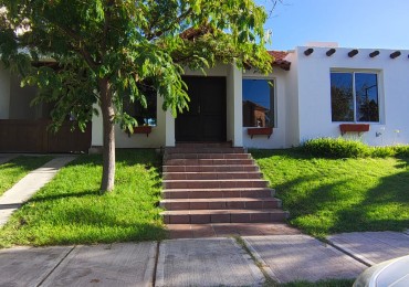 Greenwood Inversiones Inmobiliaria Alquila casa en el Barrio Privado Palmares