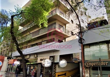 GREENWOOD VENDE EXCELENTE COCHERA EN LA CIUDAD CAPITAL DE MENDOZA, GALERIA BAMAC.
