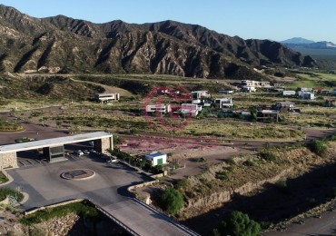 GREENWOOD VENDE LOTE EN EL INIGUALABLE BARRIO MENDOZA NORTE